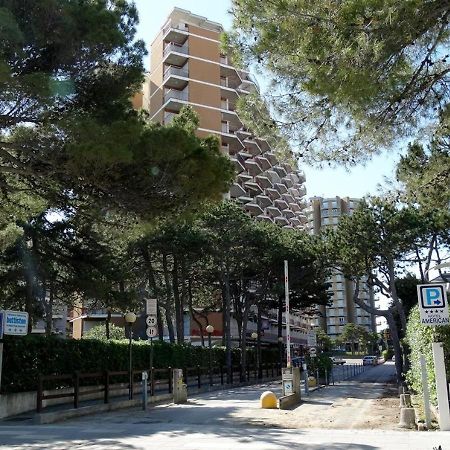 Splendido Attico, Piscina E Vista Mare Διαμέρισμα Λινιάνο Σαμπιαντόρο Εξωτερικό φωτογραφία
